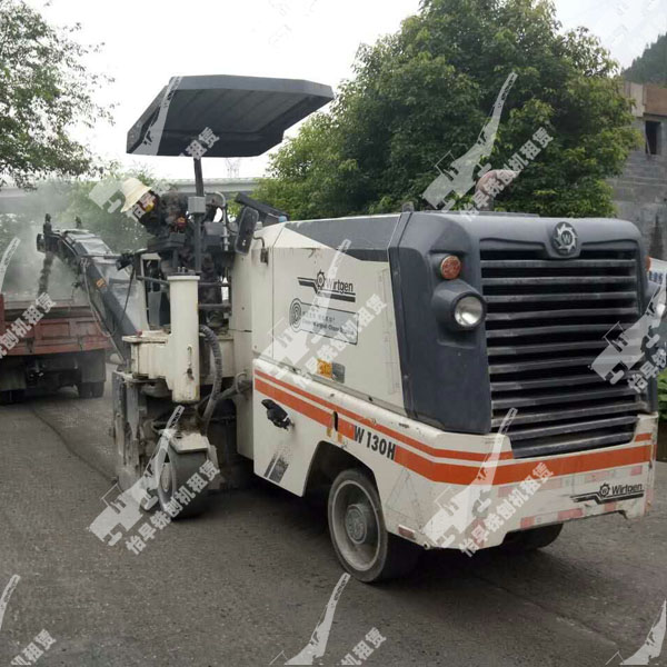 201507湖南宁乡宁横线白改黑铣刨 